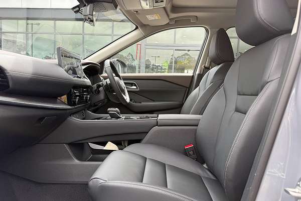 2025 Nissan X-TRAIL Ti T33