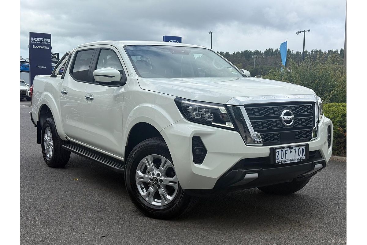 2025 Nissan Navara ST D23 4X4