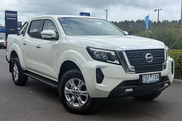 2025 Nissan Navara ST D23 4X4