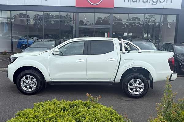 2025 Nissan Navara ST D23 4X4
