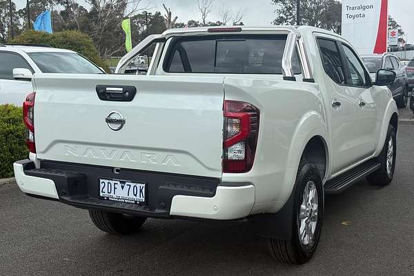 2025 Nissan Navara ST D23 4X4