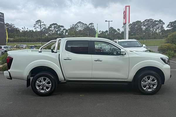 2025 Nissan Navara ST D23 4X4