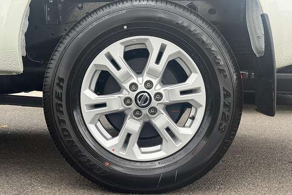 2025 Nissan Navara ST D23 4X4