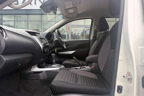 2025 Nissan Navara ST D23 4X4