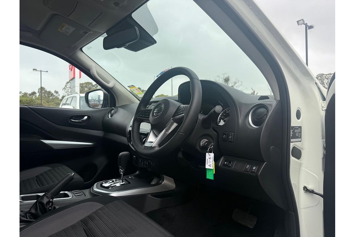 2025 Nissan Navara ST D23 4X4