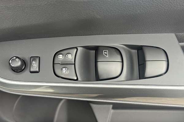 2025 Nissan Navara ST D23 4X4