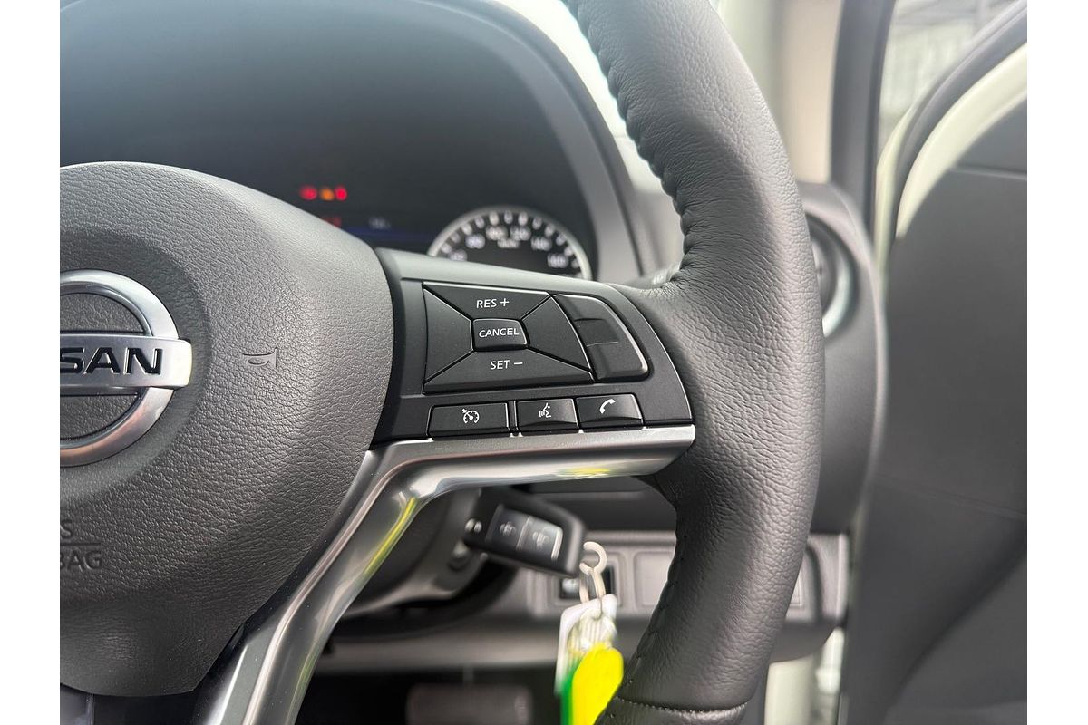 2025 Nissan Navara ST D23 4X4