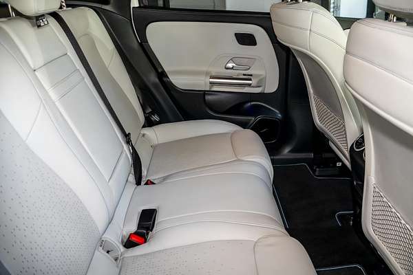 2021 Mercedes-Benz EQA EQA250 H243