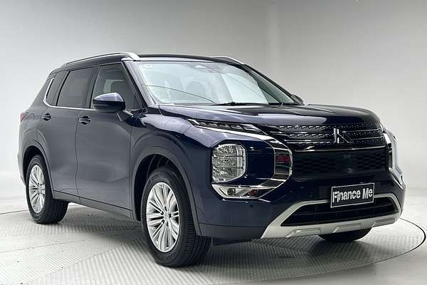 2023 Mitsubishi Outlander LS ZM