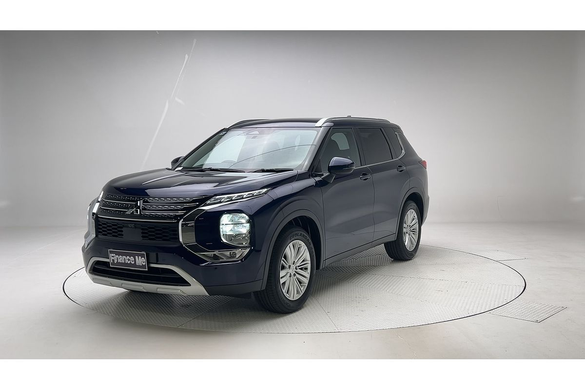 2023 Mitsubishi Outlander LS ZM