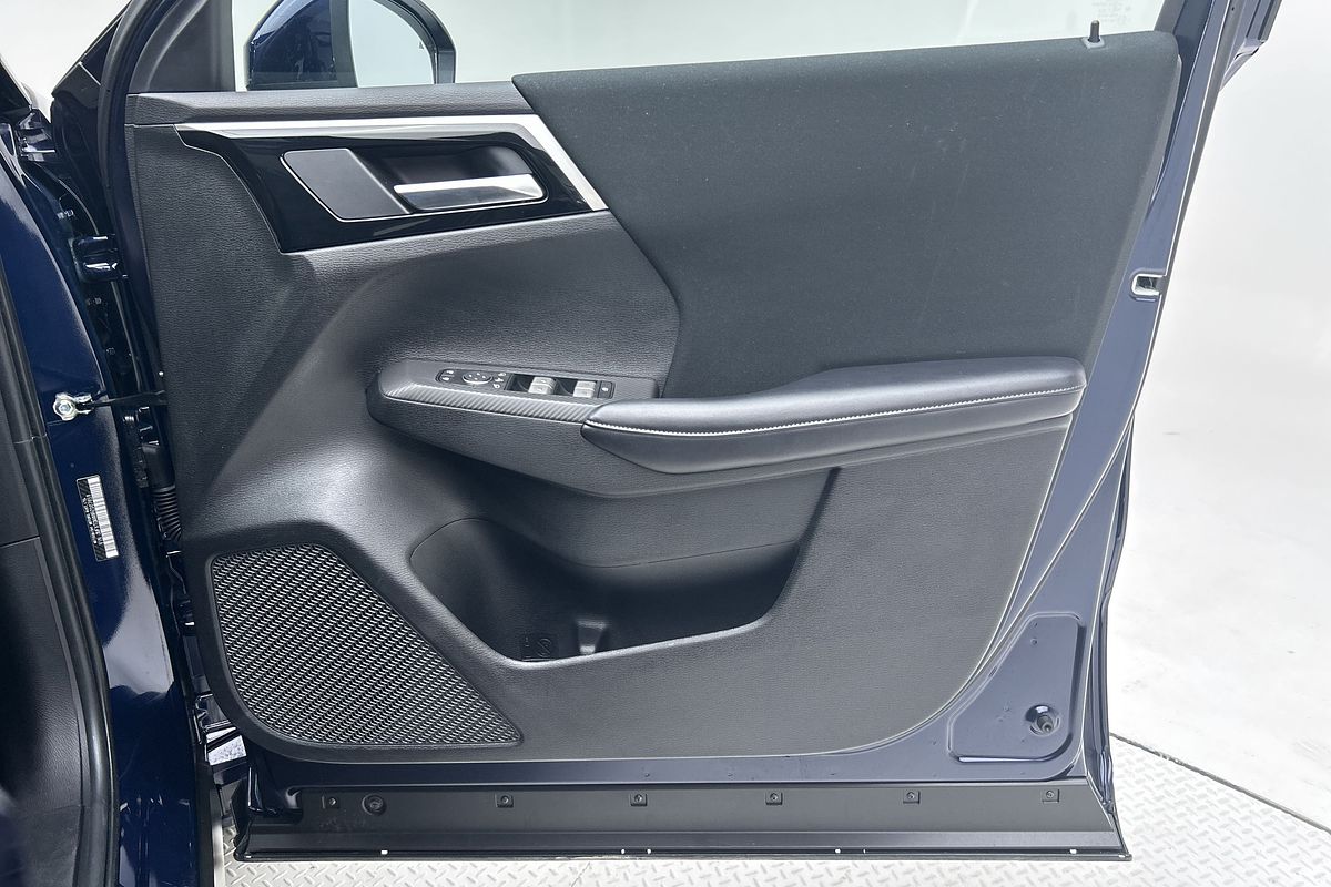 2023 Mitsubishi Outlander LS ZM
