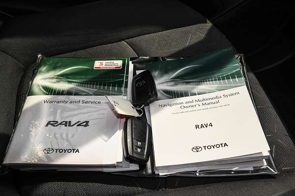2020 Toyota RAV4 GXL MXAA52R