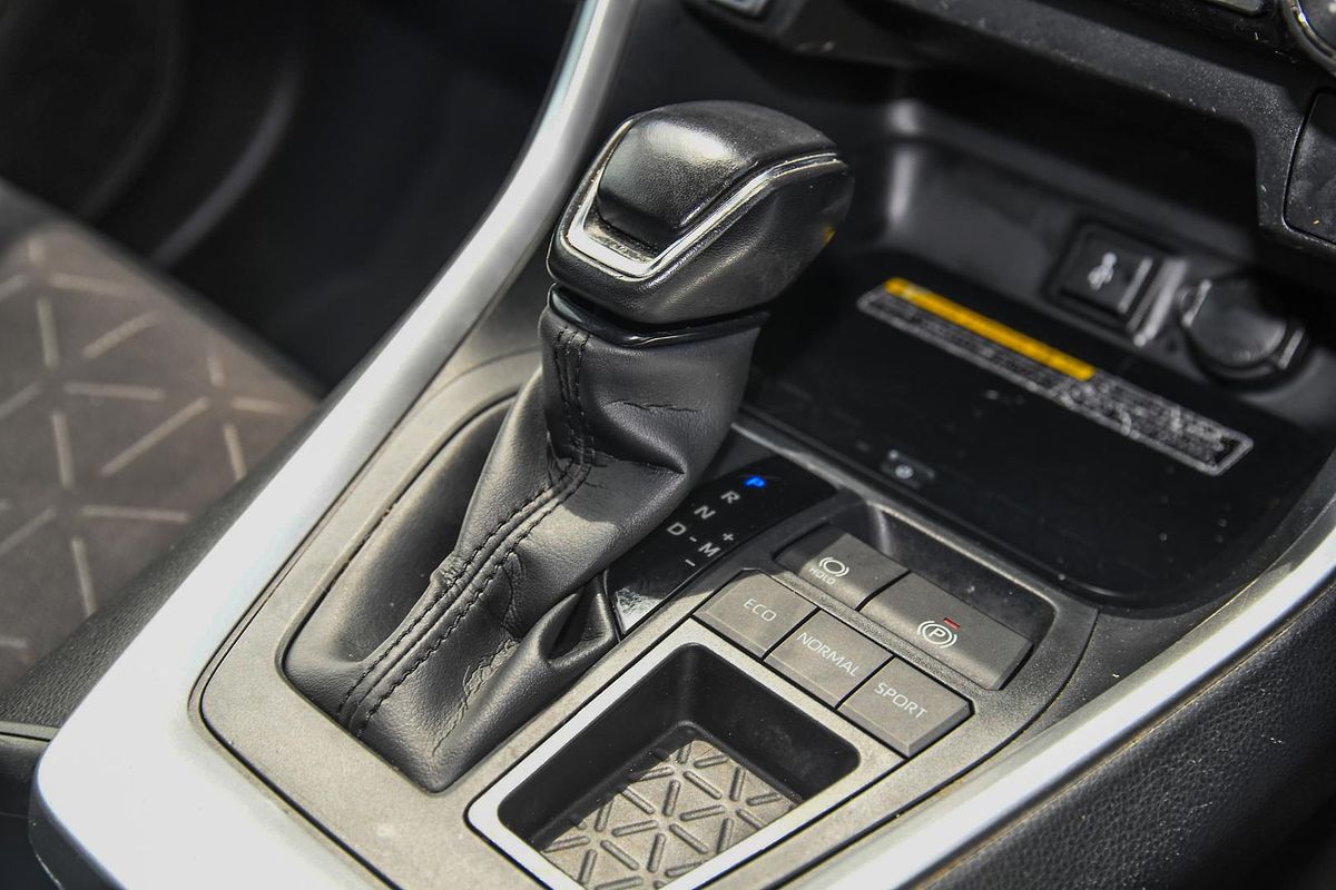 2020 Toyota RAV4 GXL MXAA52R