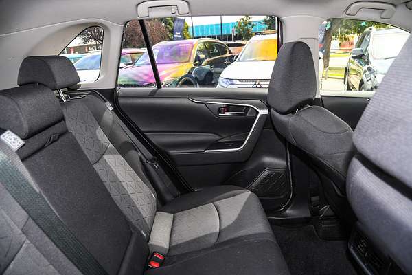 2020 Toyota RAV4 GXL MXAA52R