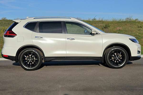 2017 Nissan X-TRAIL ST-L T32 Series II