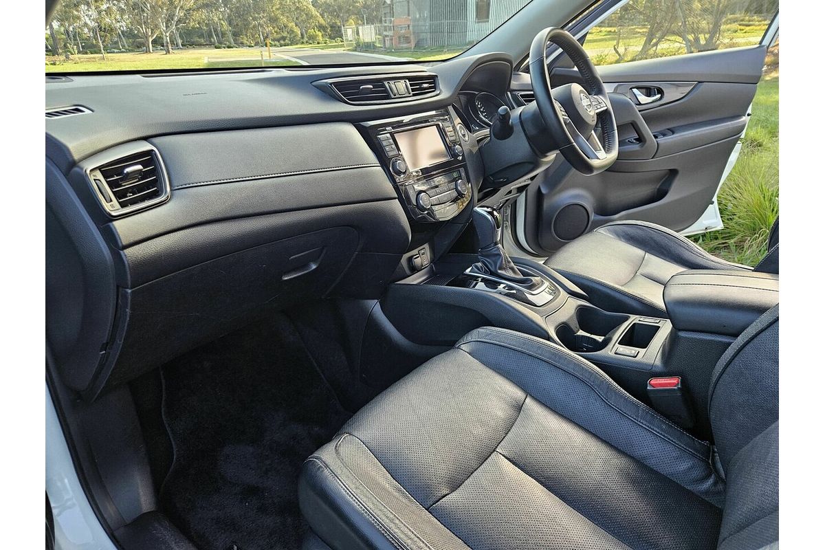 2017 Nissan X-TRAIL ST-L T32 Series II
