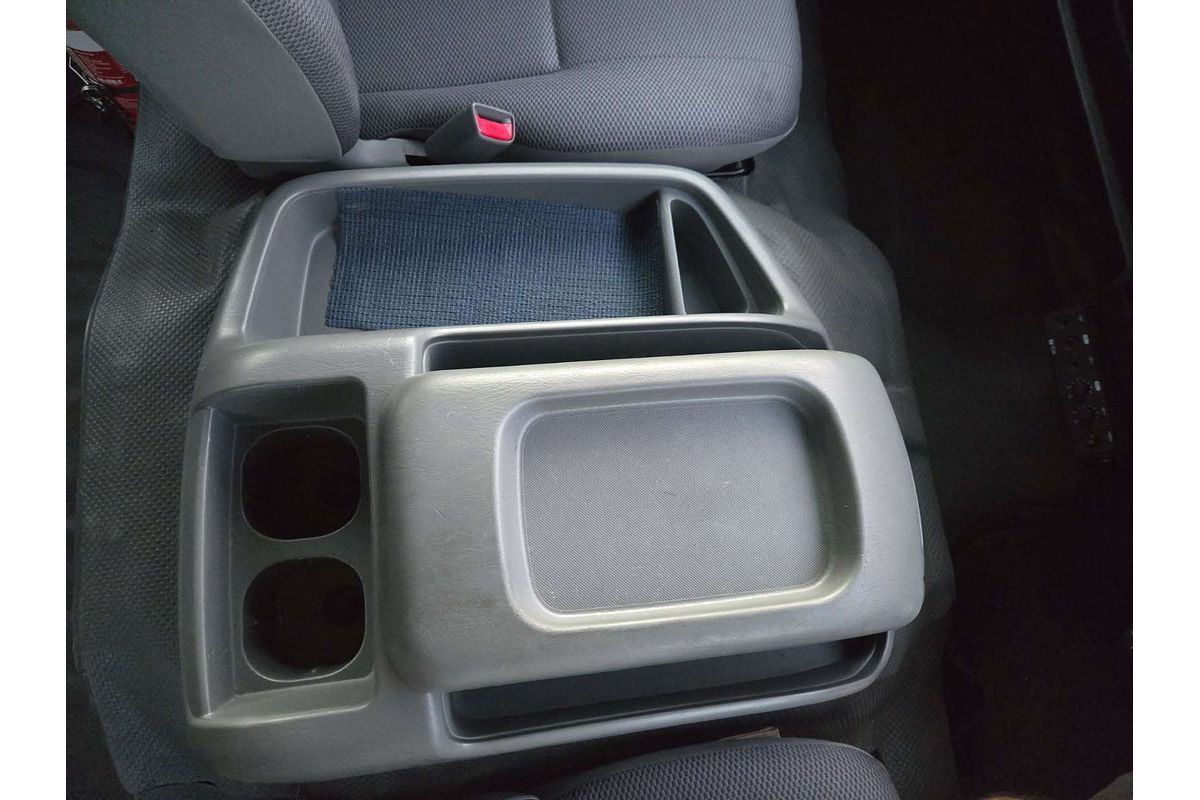 2010 Toyota Hiace Commuter KDH223R ELWB High Roof