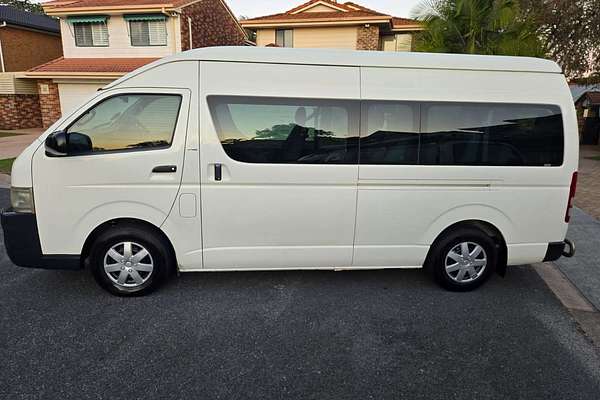 2010 Toyota Hiace Commuter KDH223R ELWB High Roof