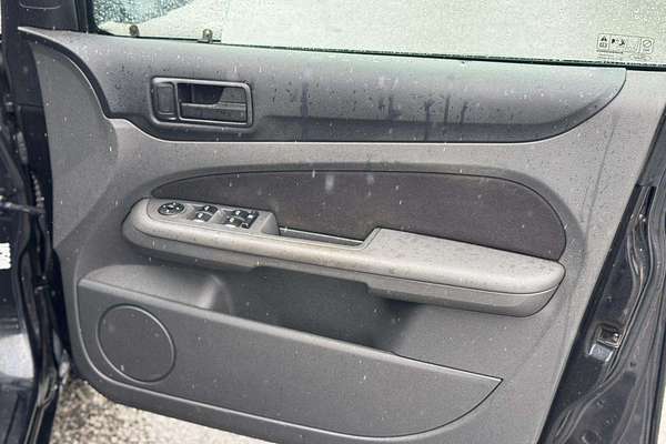 2008 Ford Focus LX LT