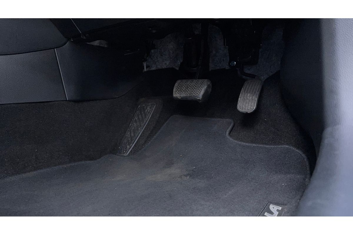 2018 Toyota Corolla Ascent Sport ZRE182R