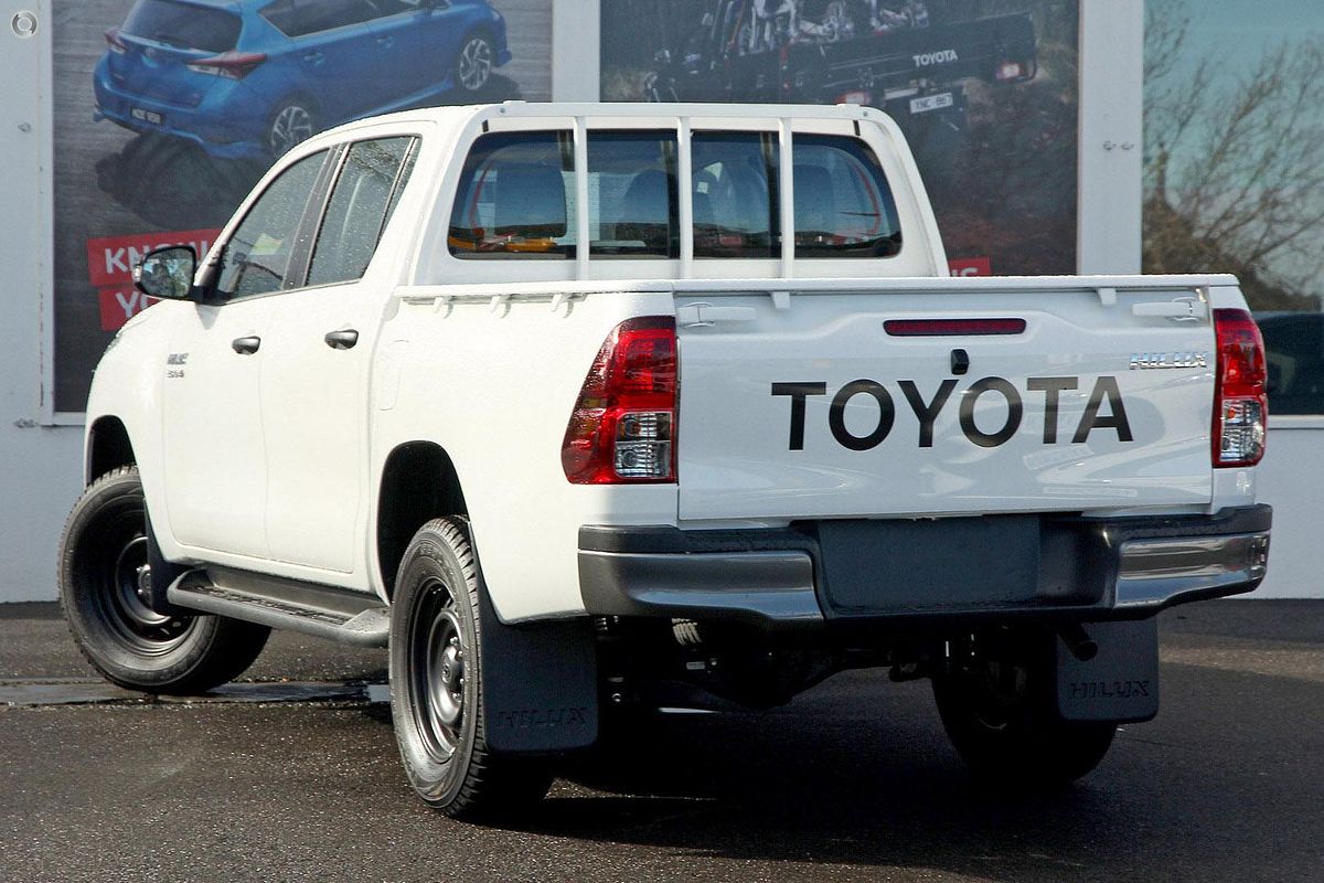 2018 Toyota Hilux SR GUN126R 4X4