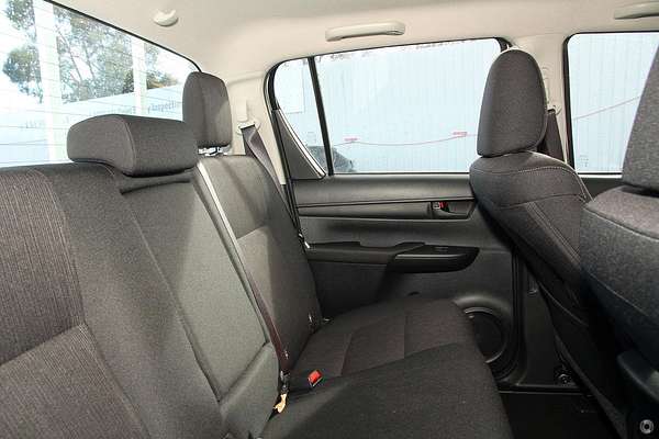 2018 Toyota Hilux SR GUN126R 4X4