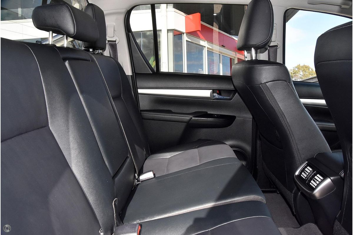 2021 Toyota Hilux SR5 GUN126R 4X4