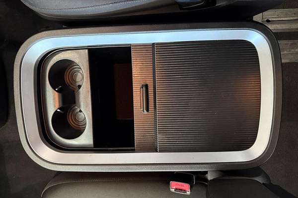 2022 Hyundai STARIA US4.V1