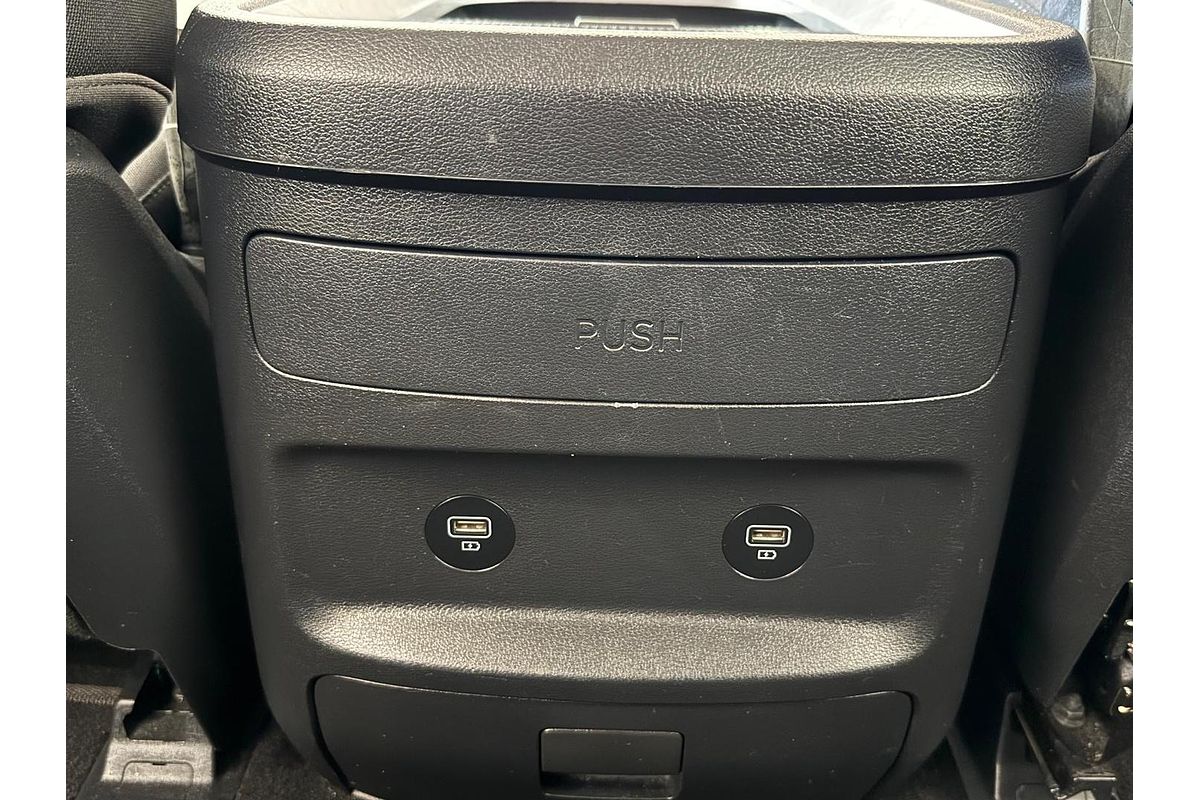 2022 Hyundai STARIA US4.V1