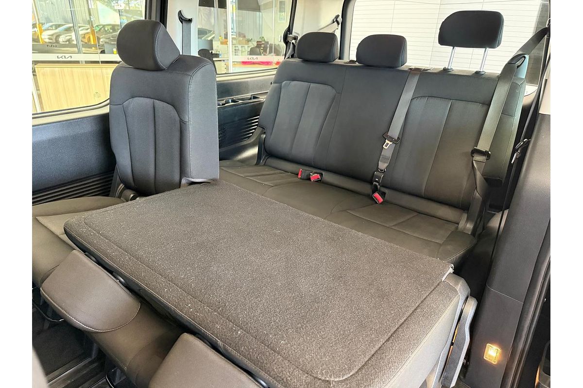 2022 Hyundai STARIA US4.V1