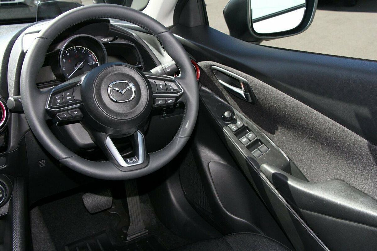 2025 Mazda 2 G15 Evolve DJ Series