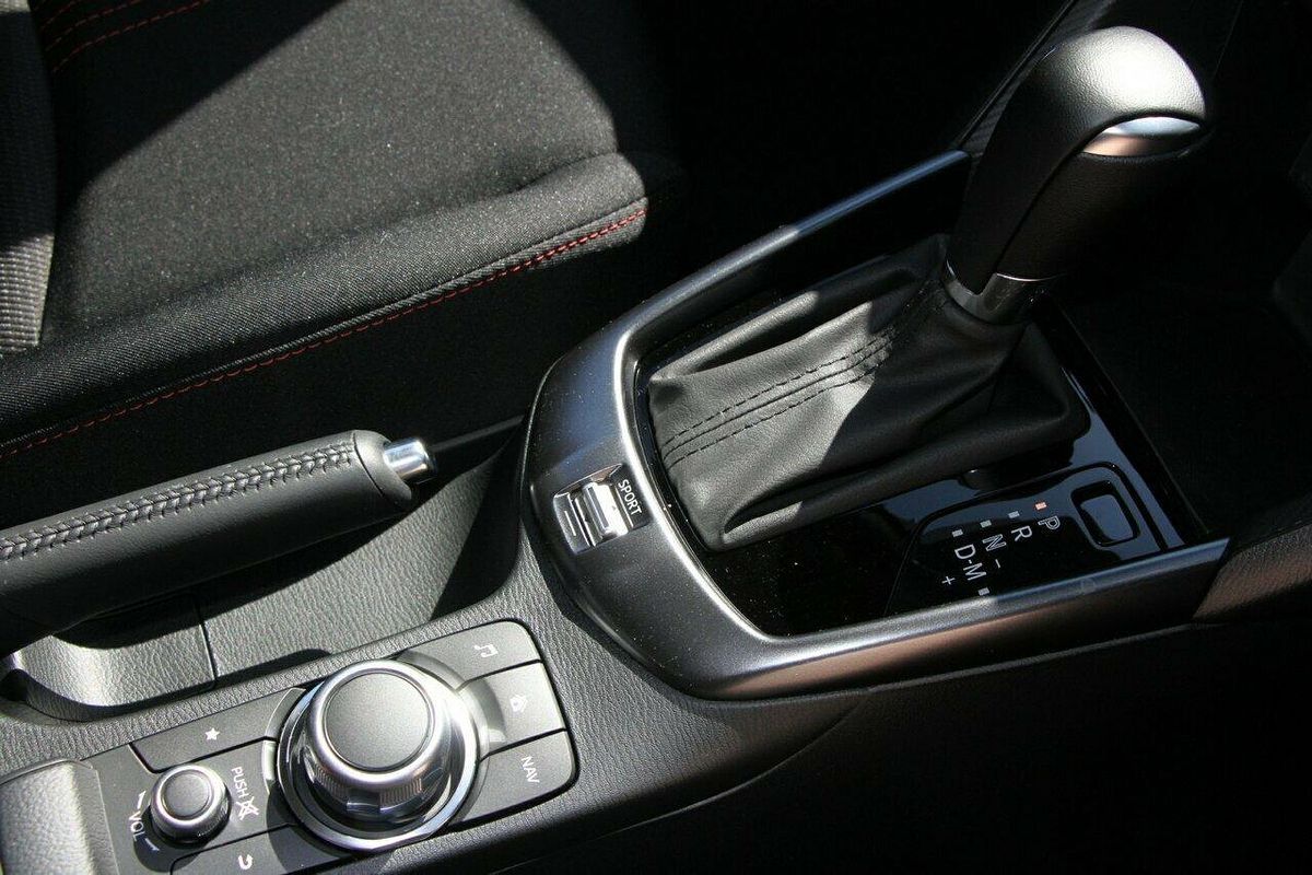 2025 Mazda 2 G15 Evolve DJ Series