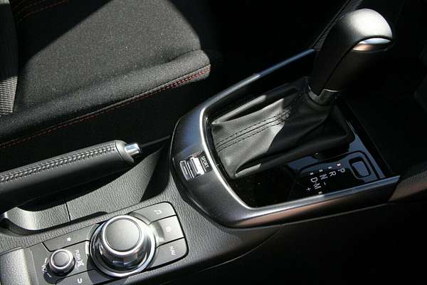 2025 Mazda 2 G15 Evolve DJ Series