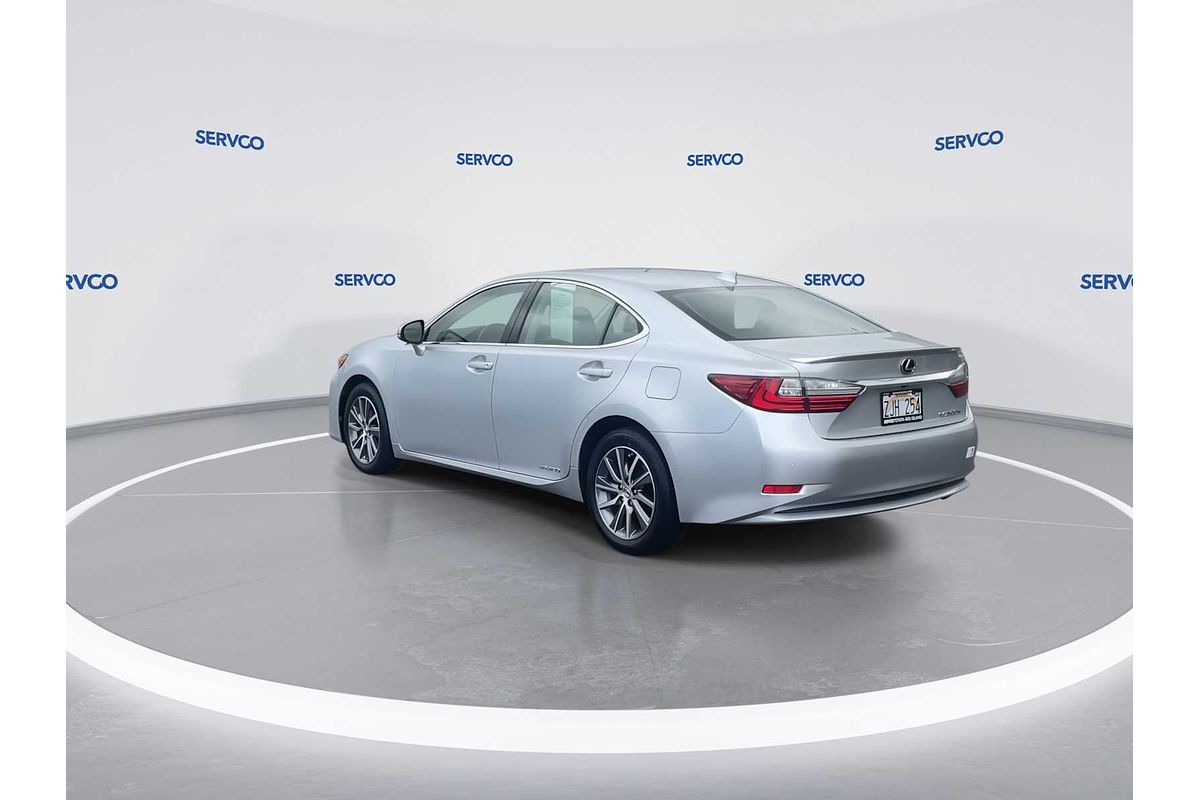2016 Lexus ES Hybrid