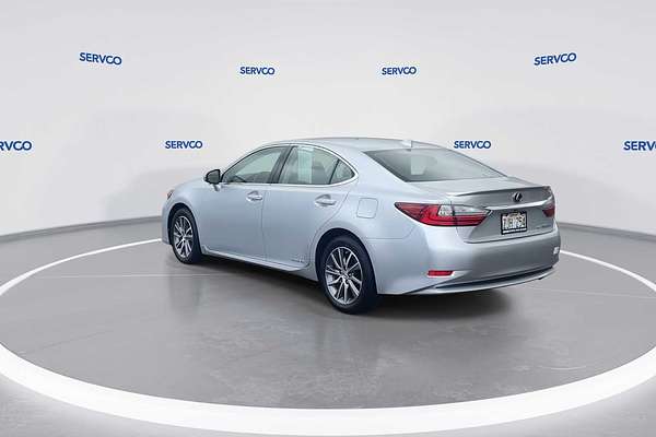 2016 Lexus ES Hybrid