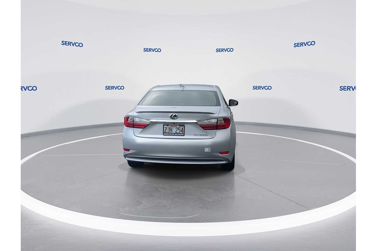 2016 Lexus ES Hybrid