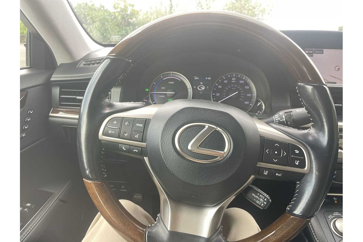 2016 Lexus ES Hybrid