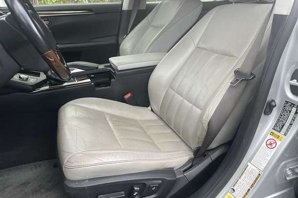 2016 Lexus ES Hybrid