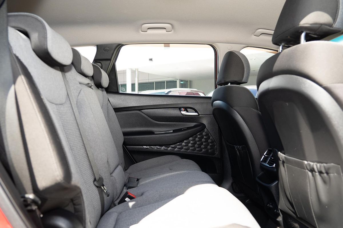 2018 Hyundai Santa Fe Elite TM