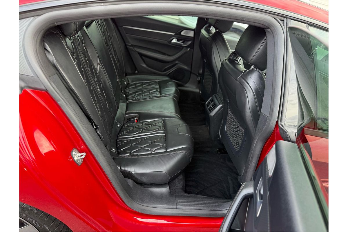 2022 Peugeot 508 GT R8