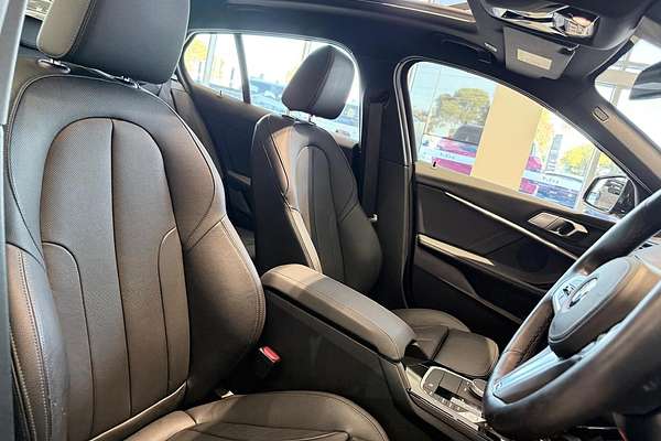 2023 BMW 1 Series 118i M Sport F40