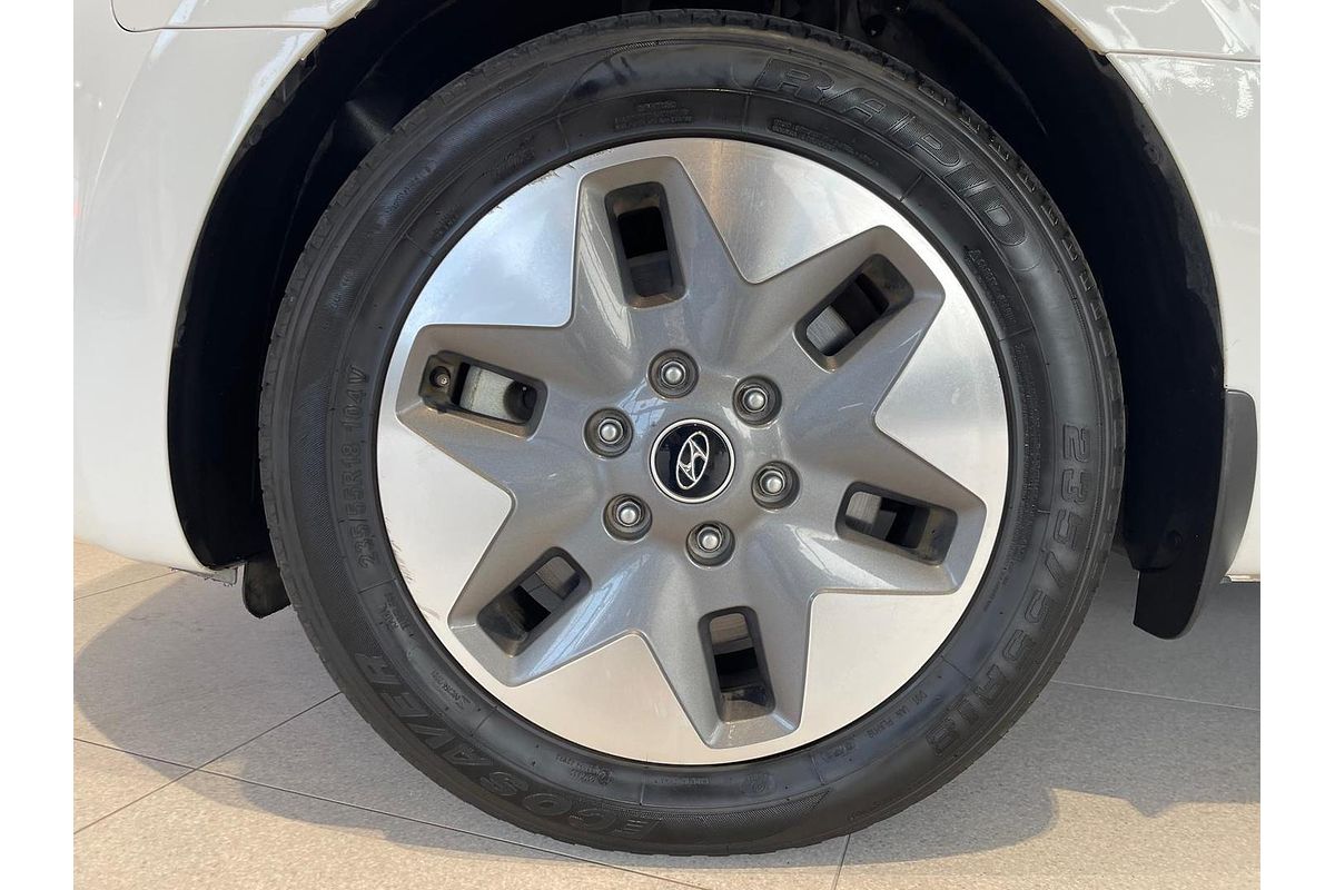 2022 Hyundai STARIA US4.V1