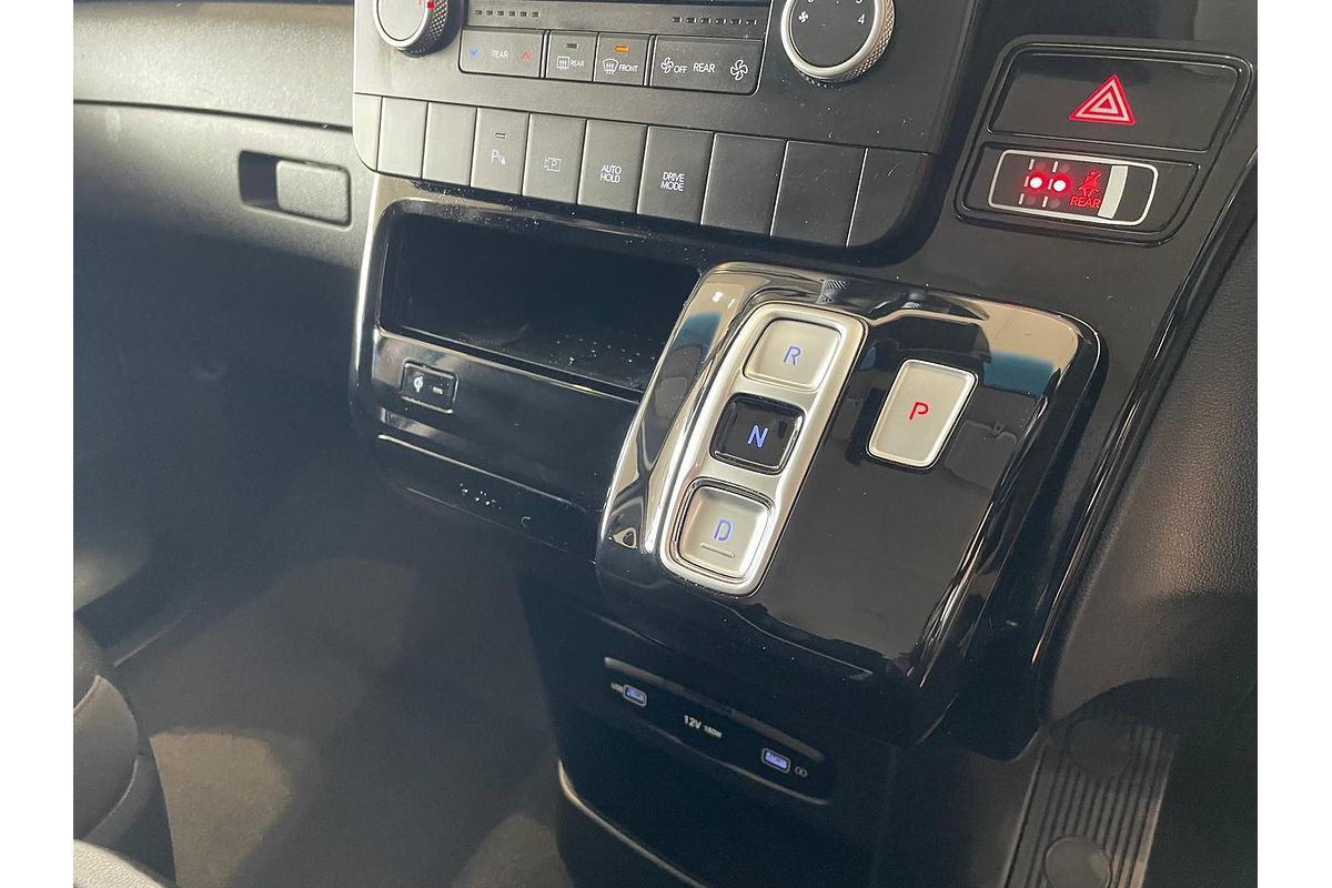 2022 Hyundai STARIA US4.V1