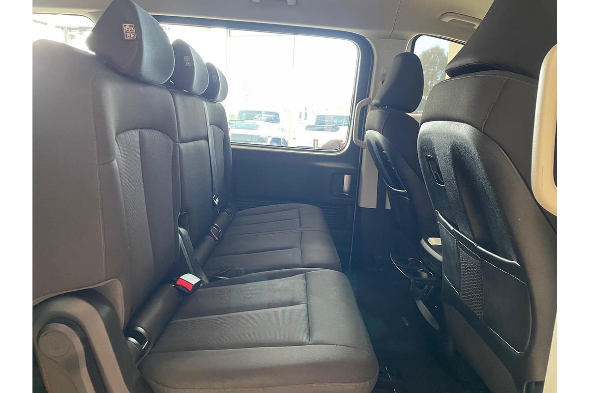 2022 Hyundai STARIA US4.V1