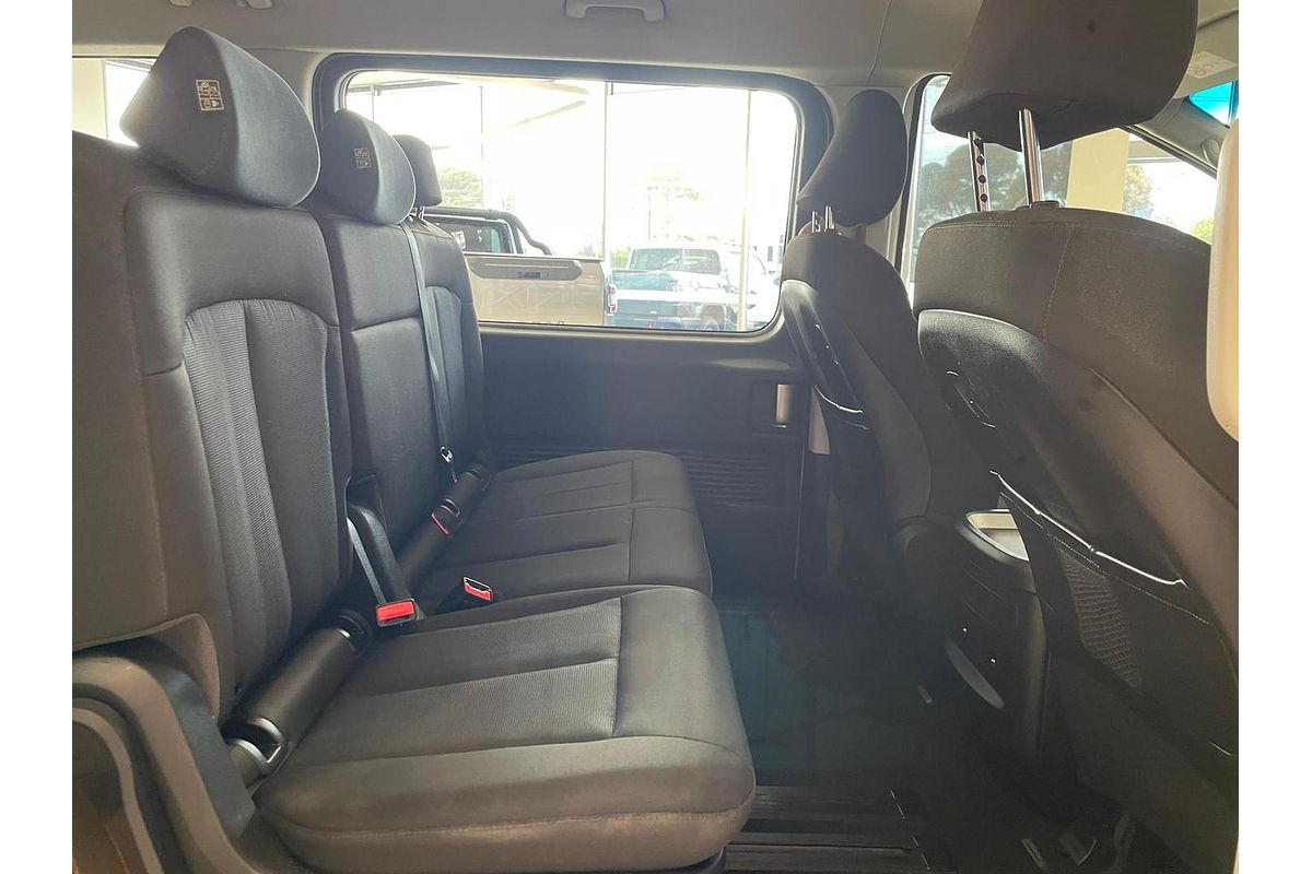 2022 Hyundai STARIA US4.V1