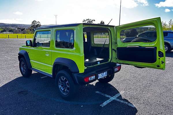 2022 Suzuki Jimny GJ