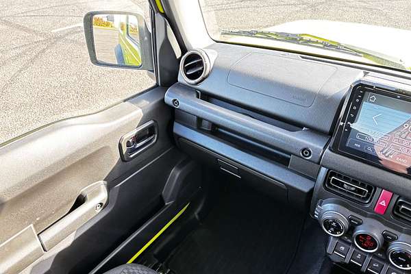 2022 Suzuki Jimny GJ