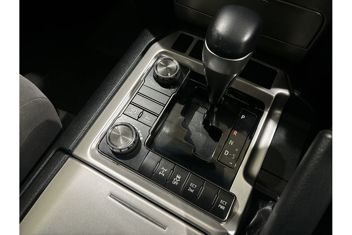 2020 Toyota Landcruiser GXL VDJ200R