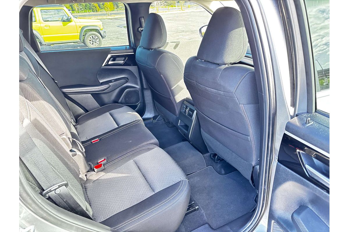 2023 Mitsubishi Outlander LS ZM