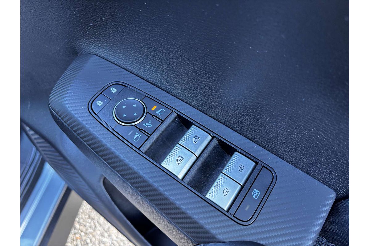 2023 Mitsubishi Outlander LS ZM